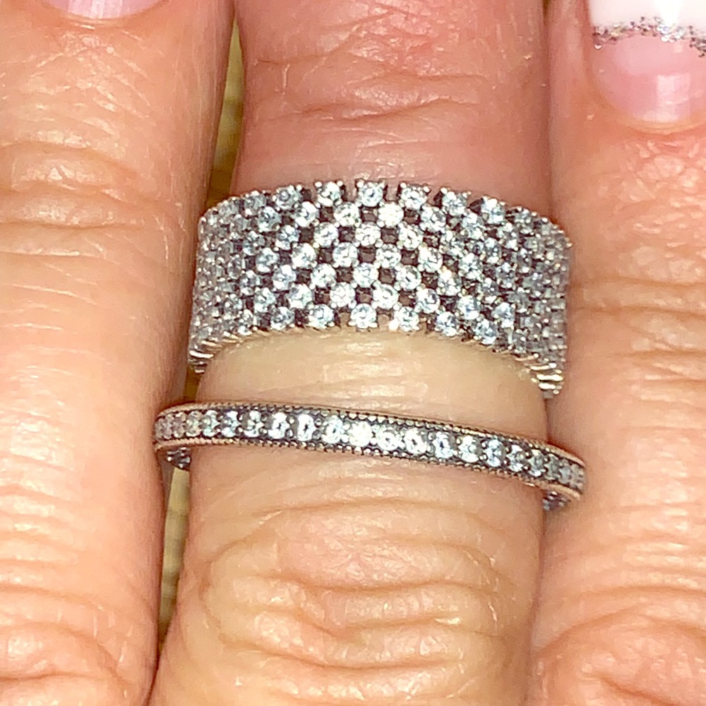 SOLD🌟🌟Pandora ring bundle - Picture 1 of 8